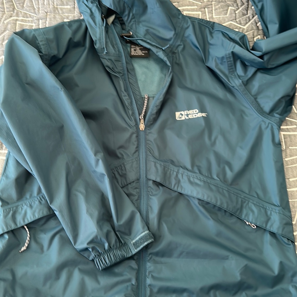 Raincoat Red Ledge Euc